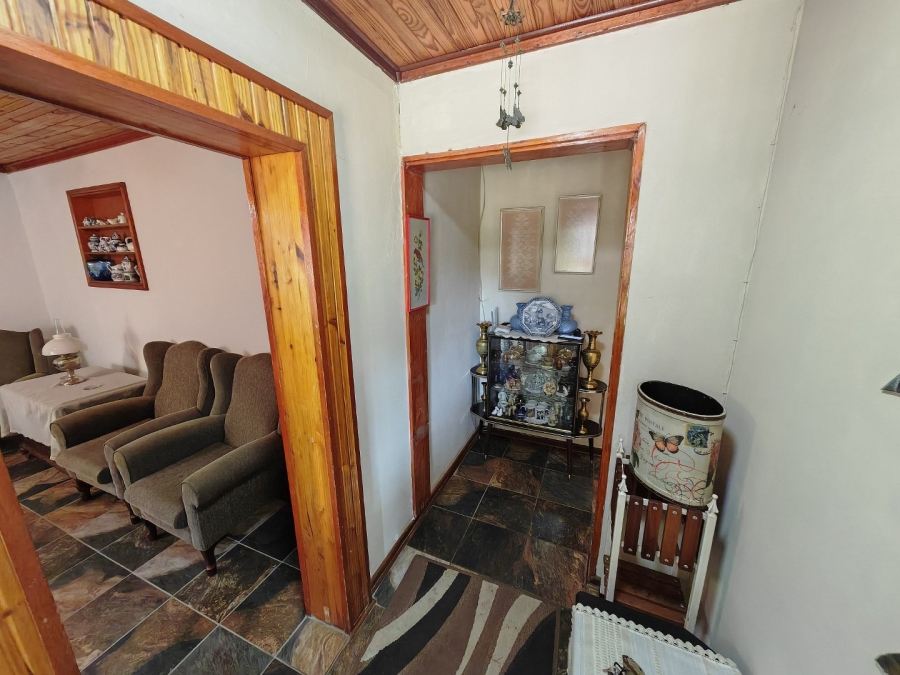 5 Bedroom Property for Sale in Pellissier Free State